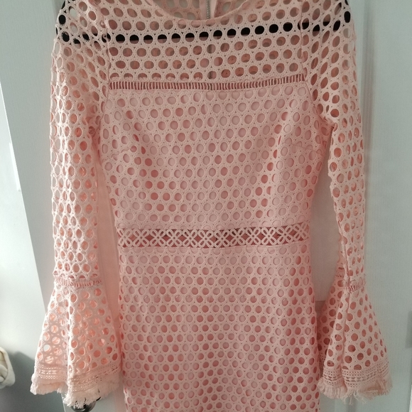 Peach beautiful Dress - Picture 3 of 4